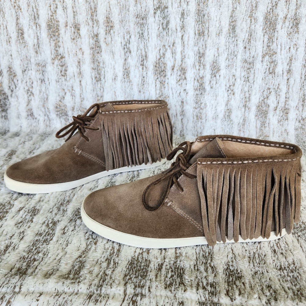 Frye "Dylan" Suede Fringed Moccasin Sneakers Taupe Tan Western | Women's Size 9 - Picture 7 of 12